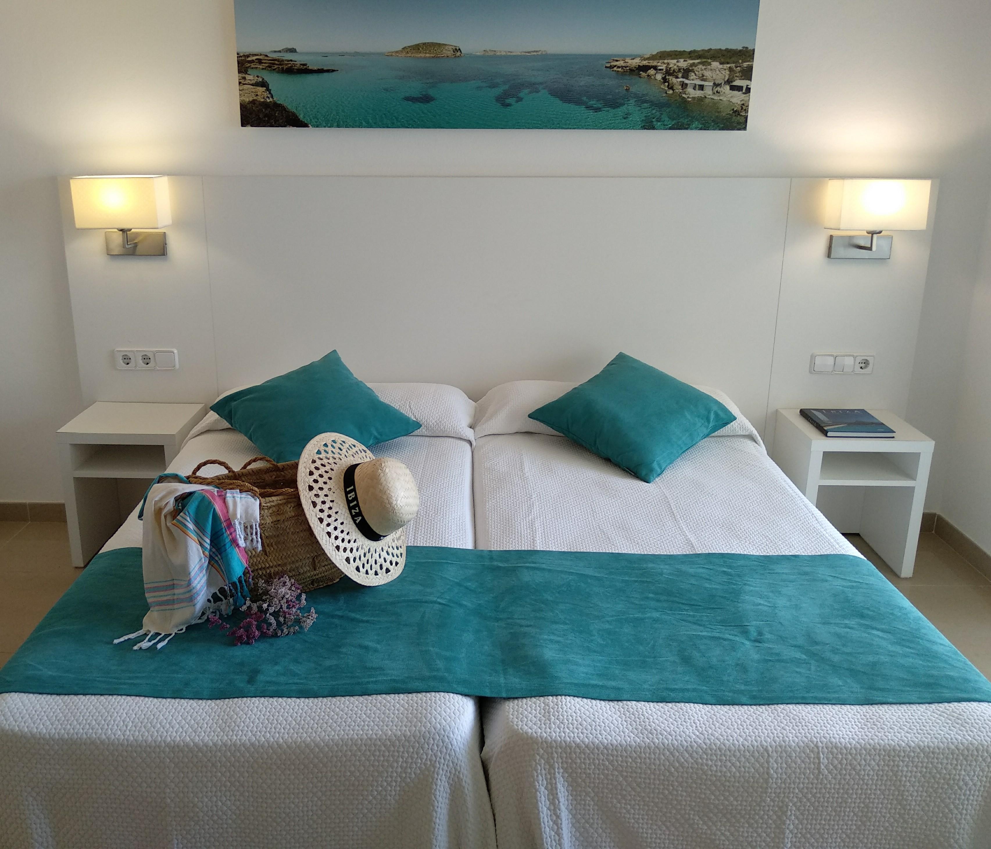 Aparthotel Nereida Сан-Антонио-Абад Экстерьер фото