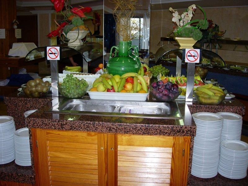 Aparthotel Nereida Сан-Антонио-Абад Экстерьер фото
