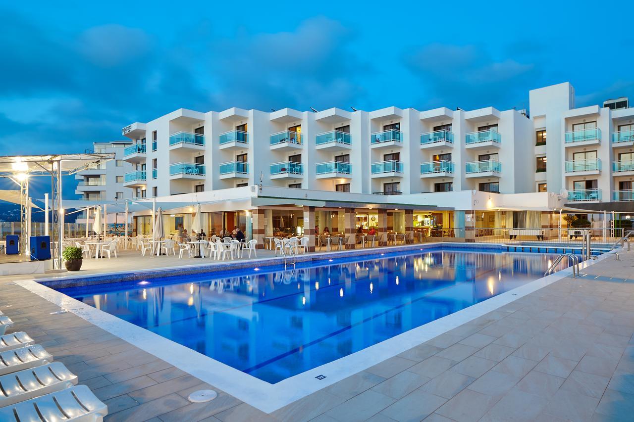 Aparthotel Nereida Сан-Антонио-Абад Экстерьер фото