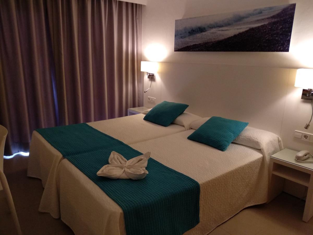 Aparthotel Nereida Сан-Антонио-Абад Экстерьер фото